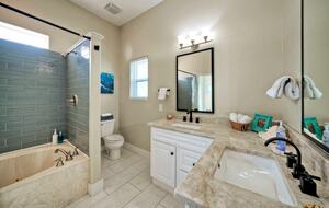 Family Friendly Port Aransas Getaway | With ocean views, beach boardwalk, & pool - Port Aransas, Texas