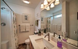 Family Friendly Port Aransas Getaway | With ocean views, beach boardwalk, & pool - Port Aransas, Texas