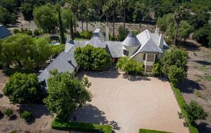 Villa Valencia Ojai | French Inspired Estate in the orange orchards of S. California - Ojai, California