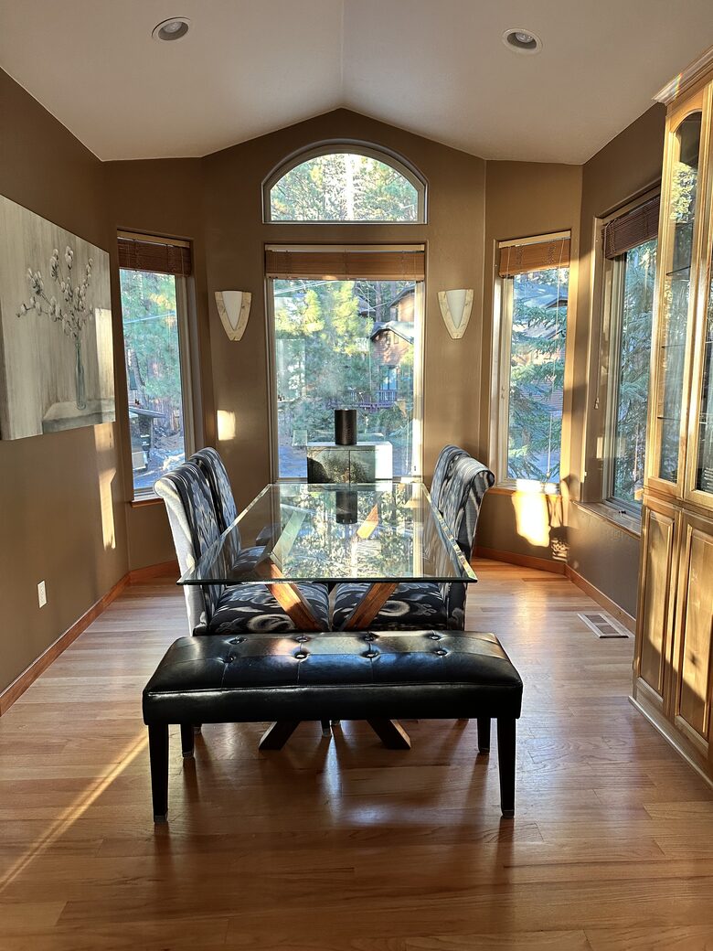 Luxurious Tahoe Cabin - South Lake Tahoe, California