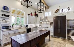 Brenham-Home/Barn | Amazing place to stay! - Brenham, Texas