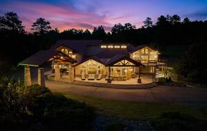 Cold Springs Ranch: Mtn views, 20 acres, 5 bd/7 bath, hot tub, sauna, frisbee golf, luxurious - Golden, Colorado