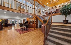 Cold Springs Ranch: Mtn views, 20 acres, 5 bd/7 bath, hot tub, sauna, frisbee golf, luxurious - Golden, Colorado