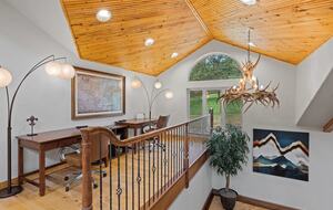 Cold Springs Ranch: Mtn views, 20 acres, 5 bd/7 bath, hot tub, sauna, frisbee golf, luxurious - Golden, Colorado