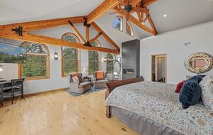 Cold Springs Ranch: Mtn views, 20 acres, 5 bd/7 bath, hot tub, sauna, frisbee golf, luxurious - Golden, Colorado