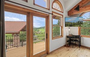 Cold Springs Ranch: Mtn views, 20 acres, 5 bd/7 bath, hot tub, sauna, frisbee golf, luxurious - Golden, Colorado