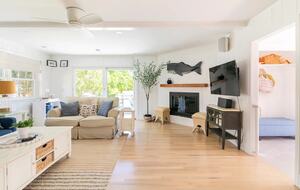 Classic New England Beach Home | Steps from beach and downtown - Falmouth, Massachusetts