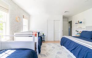 Classic New England Beach Home | Steps from beach and downtown - Falmouth, Massachusetts