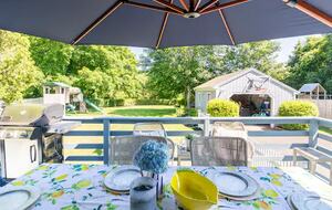 Classic New England Beach Home | Steps from beach and downtown - Falmouth, Massachusetts