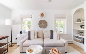 Classic New England Beach Home | Steps from beach and downtown - Falmouth, Massachusetts