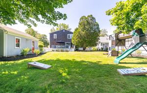 Classic New England Beach Home | Steps from beach and downtown - Falmouth, Massachusetts
