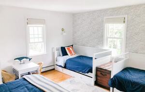 Classic New England Beach Home | Steps from beach and downtown - Falmouth, Massachusetts