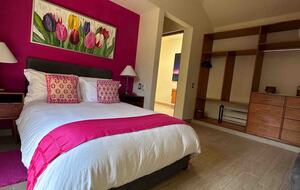 Valle de Bravo Natural Lake House - Valle de Bravo, Mexico