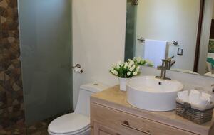 Valle de Bravo Natural Lake House - Valle de Bravo, Mexico