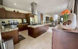 Valle de Bravo Natural Lake House - Valle de Bravo, Mexico