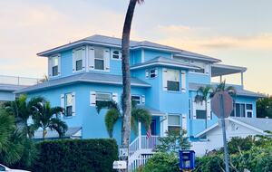 Tropical Beach House | Private & Luxurious with Beach View, Pool, Spa, and Steps to Sand! - Bradenton Beach, Florida