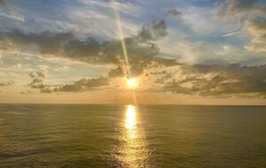 Tropical Beach House | Private & Luxurious with Beach View, Pool, Spa, and Steps to Sand! - Bradenton Beach, Florida