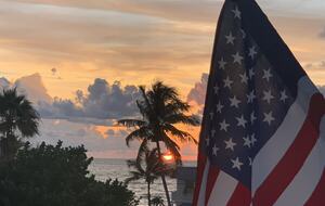 Tropical Beach House | Private & Luxurious with Beach View, Pool, Spa, and Steps to Sand! - Bradenton Beach, Florida