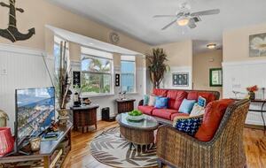 Tropical Beach House | Private & Luxurious with Beach View, Pool, Spa, and Steps to Sand! - Bradenton Beach, Florida