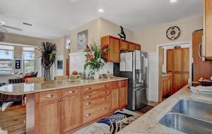 Tropical Beach House | Private & Luxurious with Beach View, Pool, Spa, and Steps to Sand! - Bradenton Beach, Florida