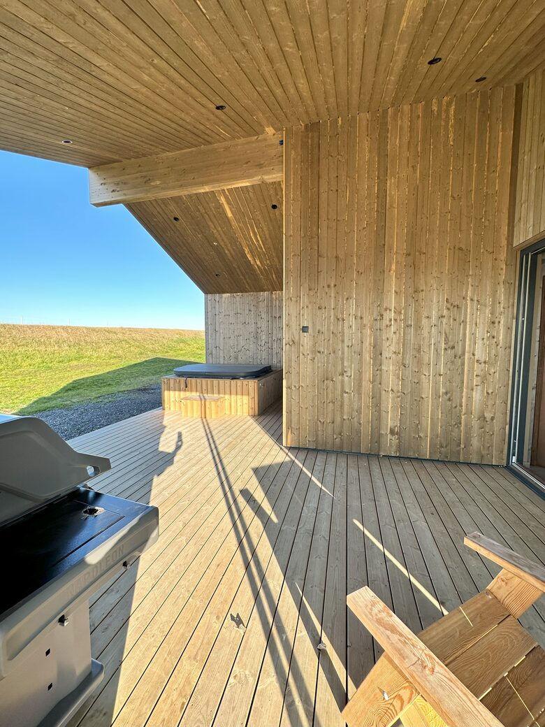 View Jacuzzi in overbuilt terrace
