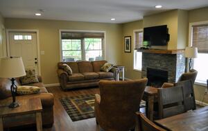 Singer Lane Getaway - Hawley, Pennsylvania