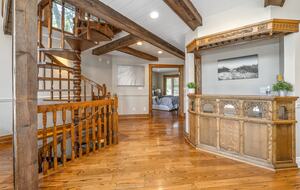 Kawartha Luxury Waterfront Home with Live-In Boathouse! - Fenelon Falls, Canada