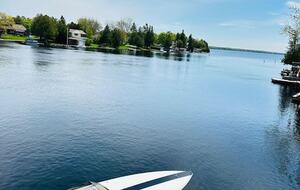 Kawartha Luxury Waterfront Home with Live-In Boathouse! - Fenelon Falls, Canada