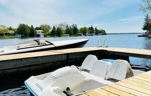 Kawartha Luxury Waterfront Home with Live-In Boathouse! - Fenelon Falls, Canada