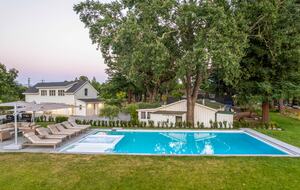 Luxury Napa Estate in the Heart of Wine Country - Napa, California