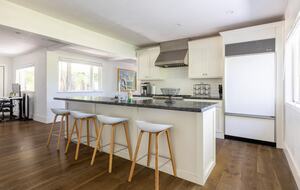 Luxury Napa Estate in the Heart of Wine Country - Napa, California