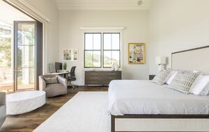 Luxury Napa Estate in the Heart of Wine Country - Napa, California