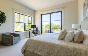 Luxury Napa Estate in the Heart of Wine Country - Napa, California