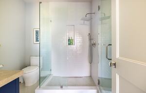 Luxury Napa Estate in the Heart of Wine Country - Napa, California