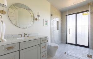 Luxury Napa Estate in the Heart of Wine Country - Napa, California