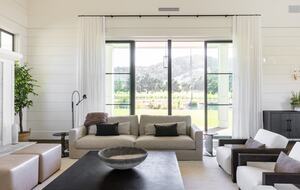 Luxury Napa Estate in the Heart of Wine Country - Napa, California