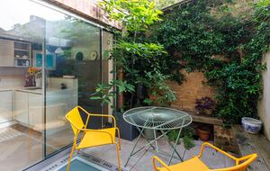 Holland Park Terraced House - London, United Kingdom