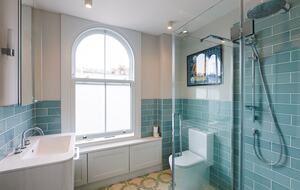 Holland Park Terraced House - London, United Kingdom