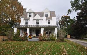 Sitting Pretty on the Dorset Green - Dorset, Vermont