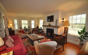 Sitting Pretty on the Dorset Green - Dorset, Vermont