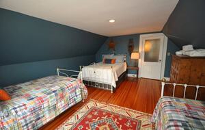 Sitting Pretty on the Dorset Green - Dorset, Vermont