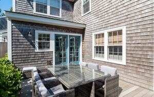 Exquisite Six-Bedroom Retreat in Nantucket Historic Downtown - Nantucket, Massachusetts