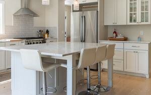 Exquisite Six-Bedroom Retreat in Nantucket Historic Downtown - Nantucket, Massachusetts