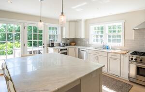 Exquisite Six-Bedroom Retreat in Nantucket Historic Downtown - Nantucket, Massachusetts