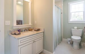 Exquisite Six-Bedroom Retreat in Nantucket Historic Downtown - Nantucket, Massachusetts