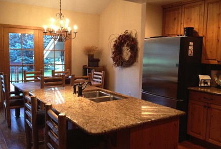 Cozy Home Nestled between Vail & Beaver Creek