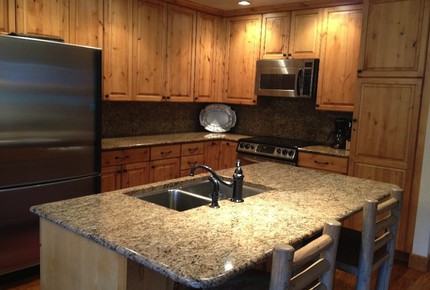 Cozy Home Nestled between Vail & Beaver Creek
