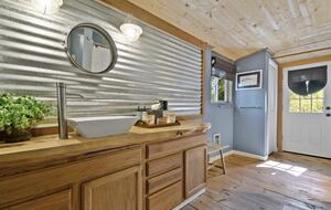 Serene Cabin in the Woods with Creek - Mosier, Oregon