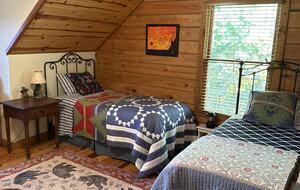 Custom Built Log Cabin on Pristine Lake Santeetlah - Robbinsville, North Carolina