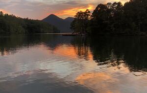 Custom Built Log Cabin on Pristine Lake Santeetlah - Robbinsville, North Carolina